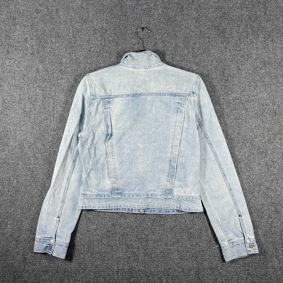 Free People Rumors Light Wash Denim Jacket Cropped Trucker Style Size Medium - Picture 2 of 10